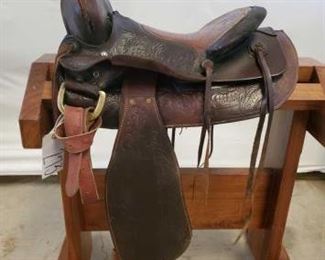 273
Ole Cowboy Western Saddle
14 1/2" Ole Cowboy Western Saddle. This is a western piece of art.