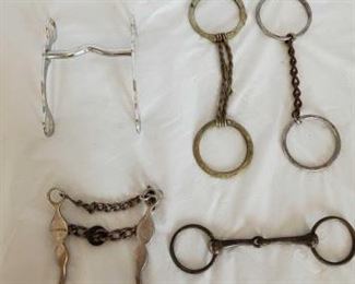 130
Five Different Bits with Snaffles and Shanks
Five Different Bits with Snaffles and Shanks
One Bit with maker mark of Partrade, see pic.