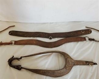 134
Three Cowboy Breast Collars
Three Cowboy Breast Collars
Some need some repair
