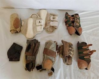 443
Lots of Splint Boots and Skid Boots
Lots of Splint Boots and Skid Boots
Pro Choice-Classic Equine
Some in new condition