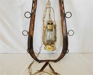 457
Draft Horse Shafts and Lantern Hanging Lamp, Landmark Plus 52" Ceiling Fan
Draft Horse Shafts and Lantern Hanging Lamp
Landmark Plus 52" Ceiling Fan Antique Brass Finish with reversible blades. Still in box.