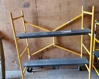 341
Three Sets of Metal Tech Storage Shelving
Three Metal Tech Storage Shelving
Metal Tech Model # HSC-4
43"x24"x46"
2 are 39"x21"x41" with a pop up shelves