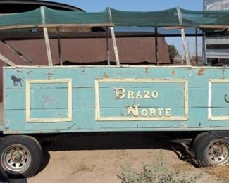 602	

Rubber Tired Horse Drawn Wagon
Rubber Tired Horse Drawn Wagon
Wagon size is 14' long x 6' wide x 8' tall
Has a foot brake
Has front tongue and double tree attached
Has been just sitting around and needs some TLC.
Posted a pic from when it was being used a few years back.
Needs some repair
602