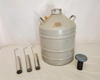 480
Livestock Dry Ice Semen Tank
Livestock Dry Ice Semen Tank used in breeding livestock through AI purposes.