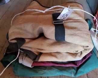 323
Light Weight Horse Size Blankets
4 Light Weight Horse Size Blankets, one is flex rider brand.
All standard horse size and in good condition.