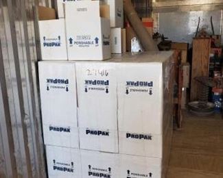 499
24 Brand New Mailing Freezer Boxes
24 Brand New Mailing Freezer Boxes
13" x14" in size