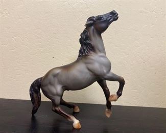 79
Collectable Breyer Rearing Horse
Collectable Breyer Rearing Stallian Horse
Makers mark on horse
