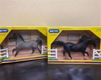 78
2-Breyer Classic Collectable Horses still in Box
2-Breyer Classic Collectable Horses still in Box
Blue Roan Quarter Horse #
Black Stallion # 643
Markers mark on them
All for one money