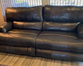 #2 Jackson Furniture Catnapper Faux Leather Reclining  Sofa/Couch	41x90x42in	HxWxD