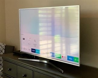 Samsung 49in UHD 4K SMART TV UN49MU700F 23.75x43x12d (at base) HxWxD
