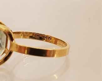 18k aquamarine gold ring