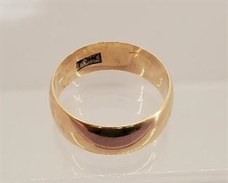 14k gold ladies band ring