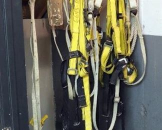 MSA Workman Safety Harnesses Qty 4, Includes Rope Lifeline With Snap Hooks