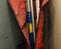 Zip Wall Jacks Qual-Craft Industries, Qty 6 Includes Nylon Carrying Case