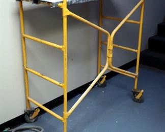 4ft Collapsible Rolling Scaffold With walk Boards