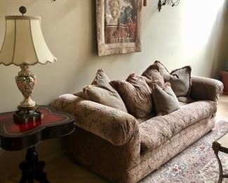 Sofa & decor