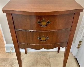$95 - Wooden 2 drawer night stand or side table.  18" W, 13.5" D, 26.75" H.  