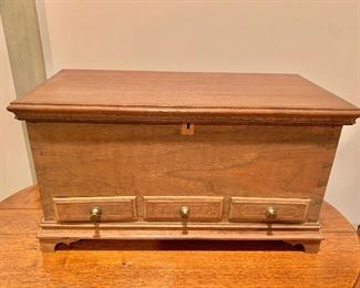 $150 - Vintage tool chest  with three drawers  - Perfect for jewelry!!  17" W , 8.5" D, 9.25" H. 