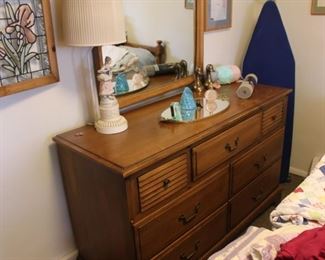 another quality dresser