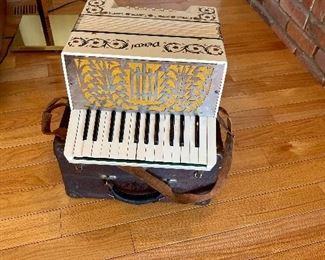 Vintage Derdi accordion with case.