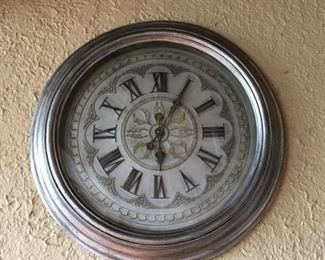 24 inch Diameter Quartz Wall Clock
