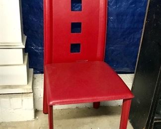 Cute modern chair makes a statement