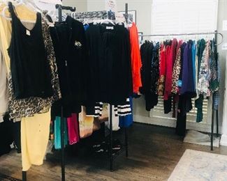 Loads of designer clothes size XL and 1X - many never or rarely worn