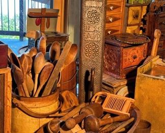 •	Large Selection of Wooden Scandinavian Spoons