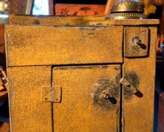 •	Antique Primitive Child's Drysink