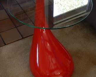 WHAT A GREAT LOOK RED BASE WITH GLASS TOP END TABLE. THE BIT OF COLOR YOU ARE LOOKING FOR---$75