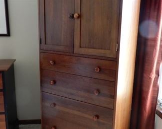 GREAT STORAGE CHEST FOR SWEATERS, ETC. BY ETHAN ALLEN