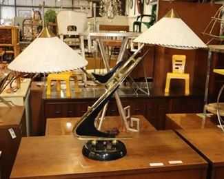 Exceptional Mid Century Modern Lamp