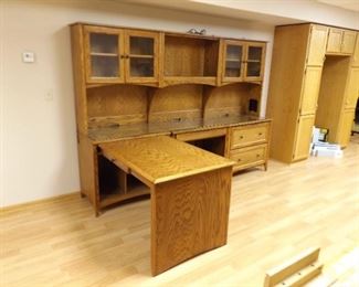 Solid Oak Modular Lighted Executive Desk
