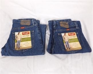 2 NEW Pairs of Mens 29/34 Wrangler Jeans
