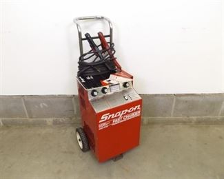 Snap-On Fast Charger Model #YA168A
