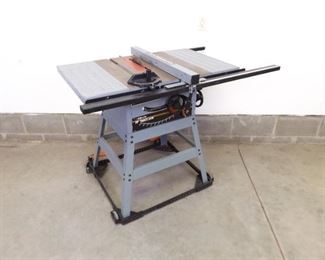 Delta 10" Table Saw
