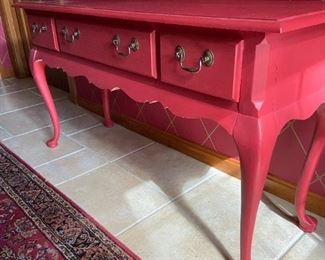 Thomasville American Oak Sofa Table: 27"H x 51"W x 17"D. Mirror and rug also available to complete this look!