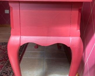 Thomasville American Oak Sofa Table: 27"H x 51"W x 17"D. Mirror and rug also available to complete this look!