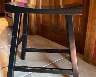 Black stool: 21"H x 18"W x 9.5" D. Perfect addition to your entry hallway to put on or take off shoes!