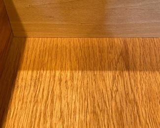 Thomasville American Oak Sofa Table: 27"H x 51"W x 17"D. Mirror and rug also available to complete this look!