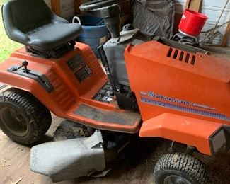 Husqvarna mower (needs battery)