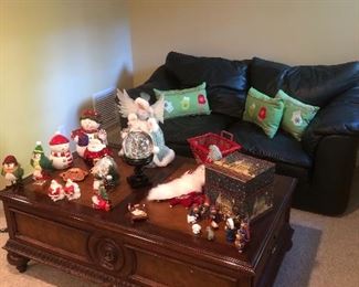 Nice coffee table with drawer storage