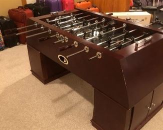 Nice Foos ball table