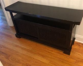 Bench or electronics shelf 