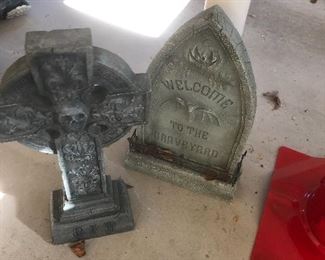 Various Halloween decor