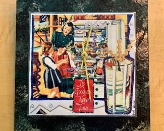 Item 11: Wall clock - 11” x 11”: $15