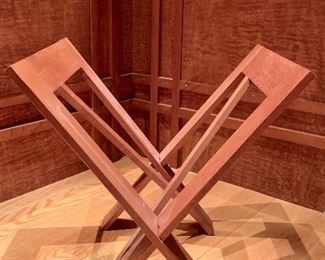 Item 109: Wood magazine rack: $12