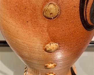 shell detail down the sides