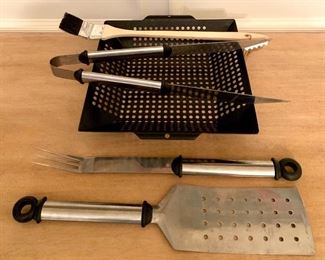 Item 203: Lot of Grilling Items with Veggie Griller: $34