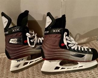 Item 217: Bauer XIX Skates (size 9EE): $30
